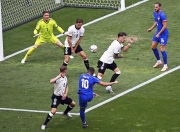 开云体育-瑞典队鏖战葡萄牙队，梁靖崑点燃赛场的简单介绍