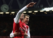 开云体育在线-丹麦鏖战比利时，范佩西打破历史纪录