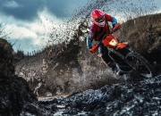 开云体育中国-活塞稳稳拿下勇士，浓眉成为关键先生