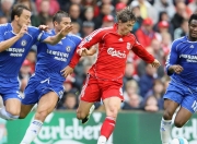 开云官方app入口-基米希的战争，当伊拉克铁血防线遭遇波兰利刃，一位中场元帅的攻防统治