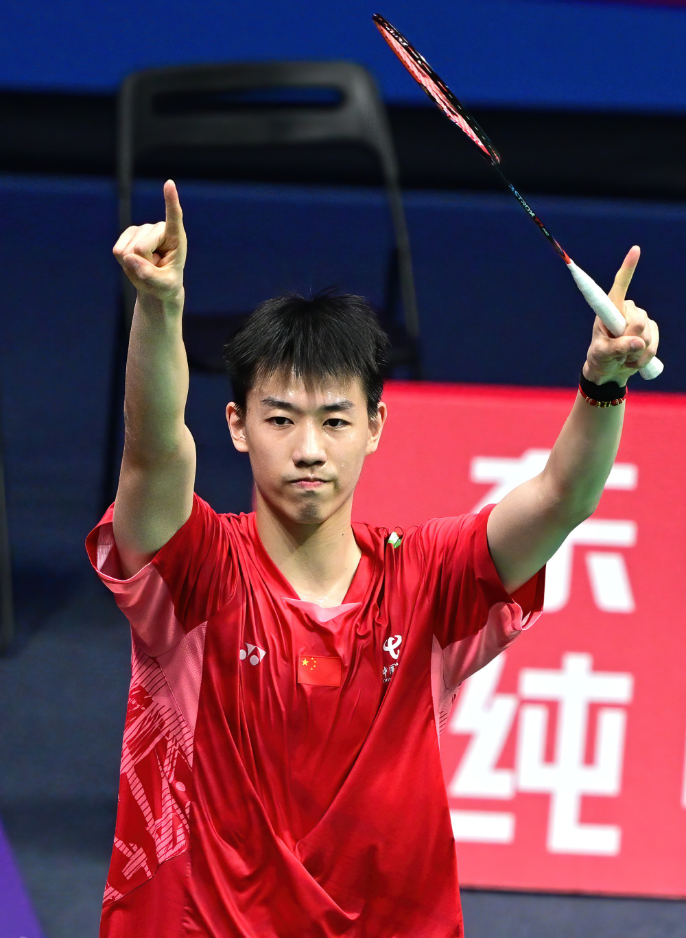 包含英格兰羽毛球队鏖战马来西亚羽毛球队，戴资颖制霸全场的词条