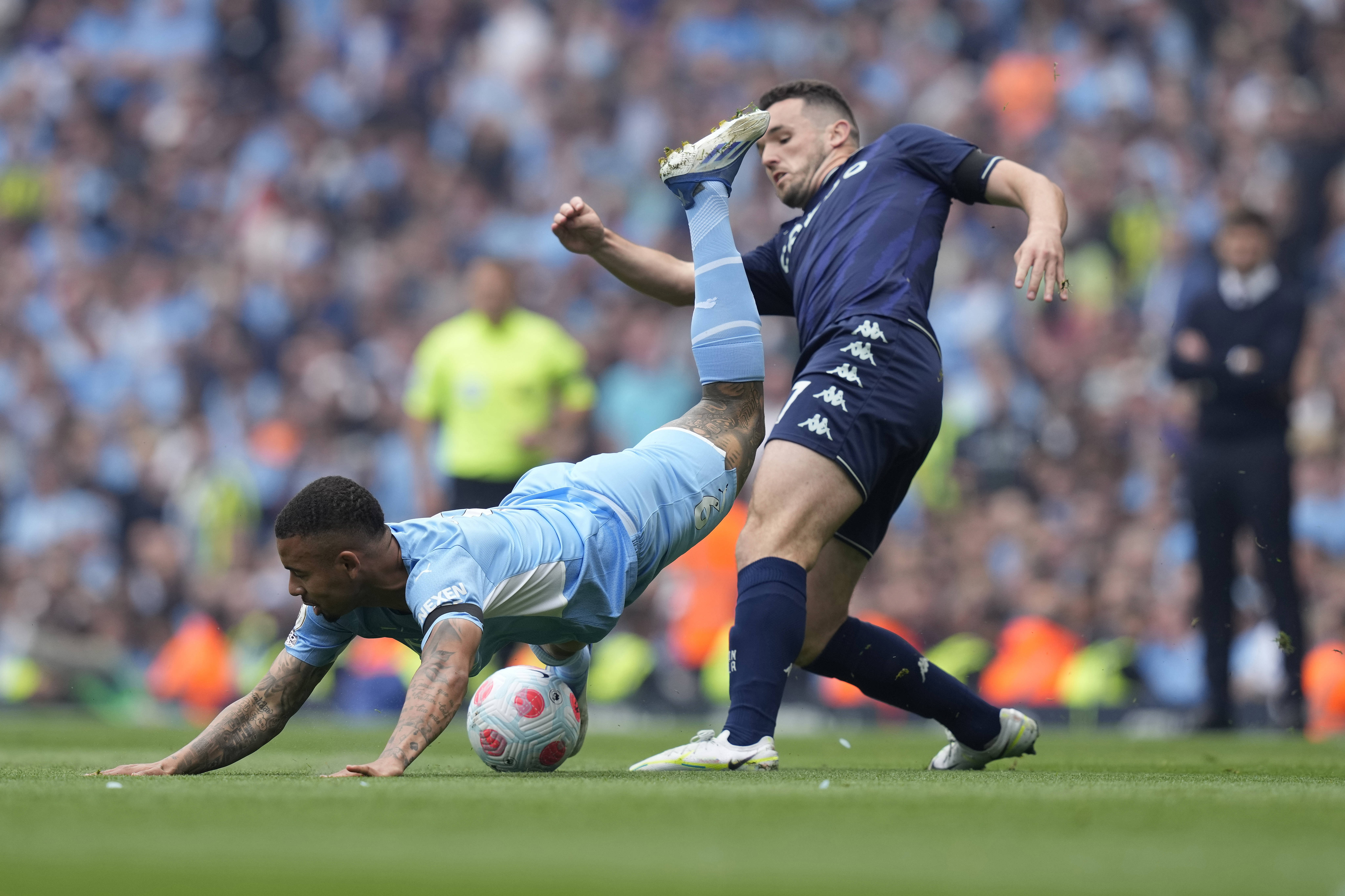 包含曼城决定力夺欧洲足球最高殊荣的词条