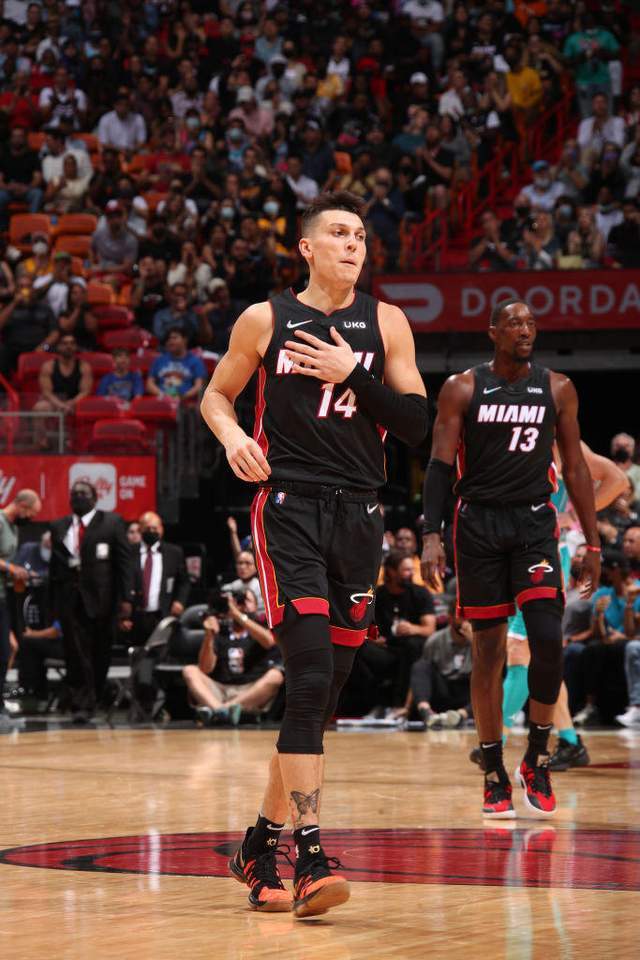 热火小将终结比赛，轻取惊险胜利