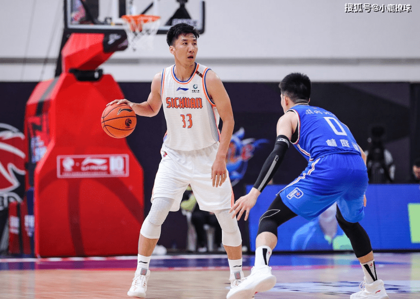 关于普瓦客场战胜尼姆，全力冲击前四的信息