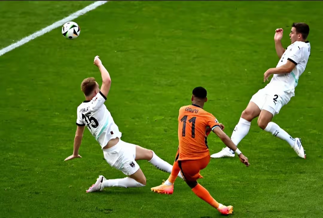 欧洲杯资格赛激情澎湃，专注向前冲刺的简单介绍