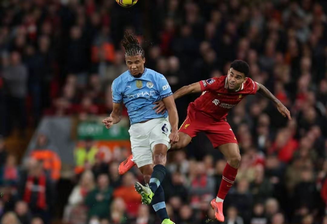 曼城遭遇诺维奇队逆转，客场失利