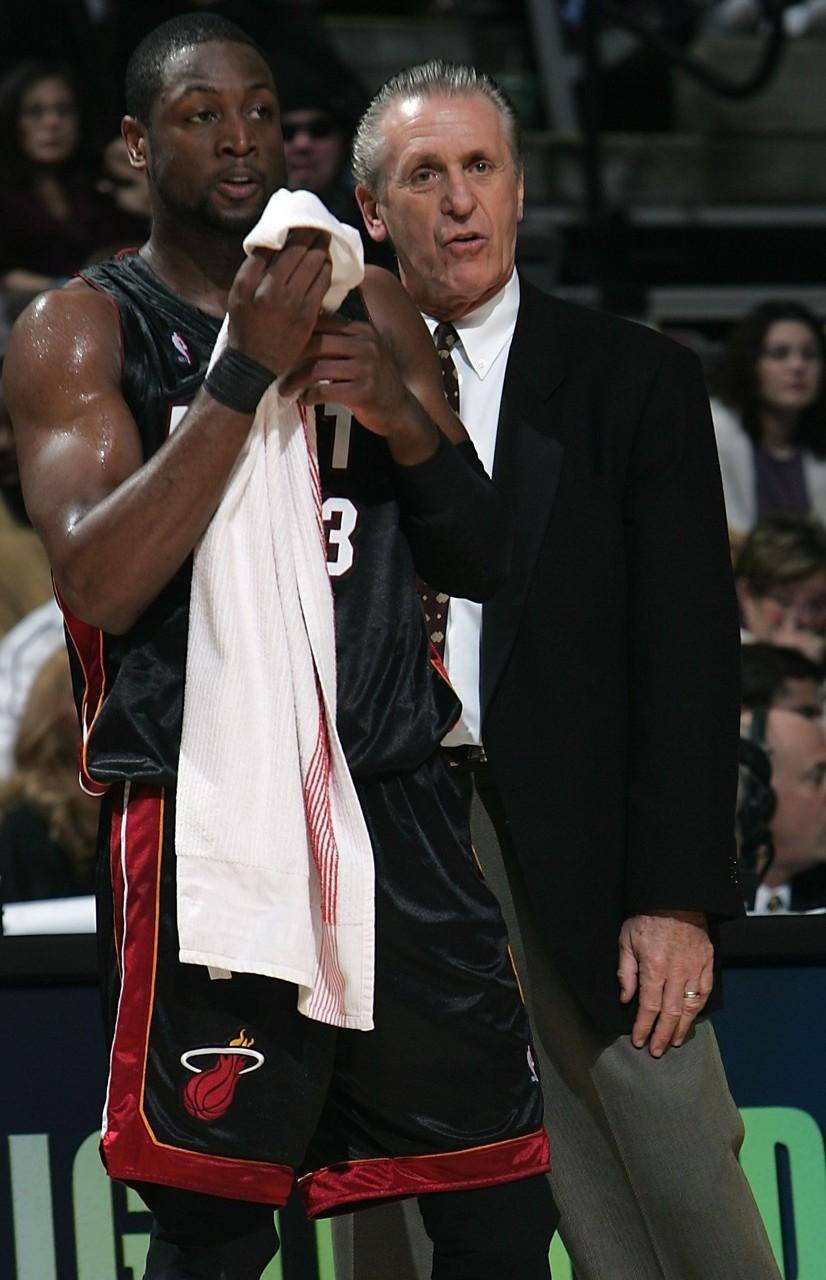 热火豪取五连胜,韦德状态火热 热火豪取五连胜,韦德状态火热