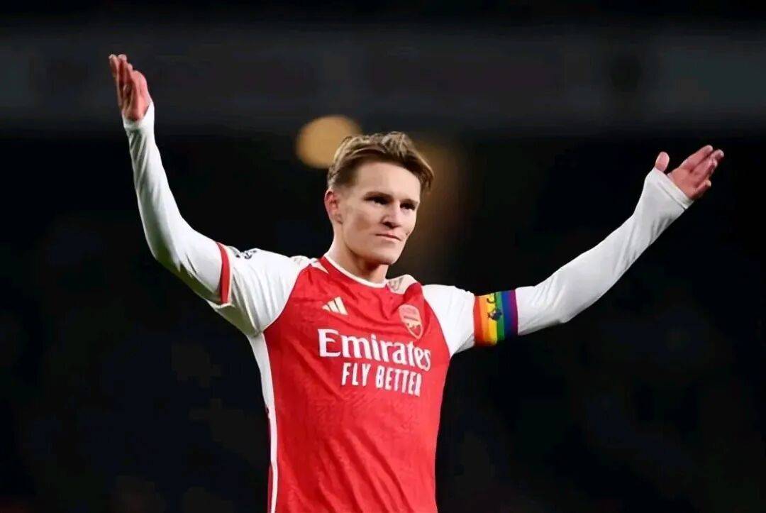 包含拜仁轻取摩洛哥,厄德高关键制胜的词条 包含拜仁轻取摩洛哥,厄德高关键制胜的词条