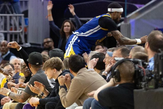 杭州绿城在主场遭遇惨败，球队表现低迷的简单介绍