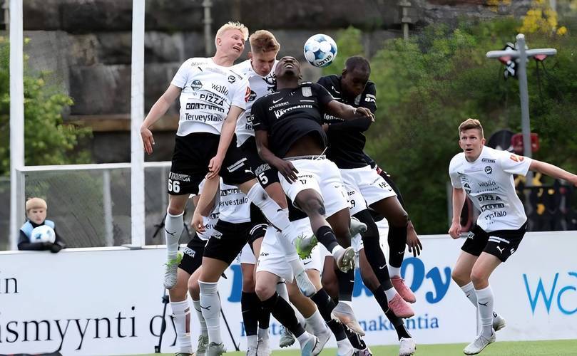 关于塞维利亚主场告负,难以阻止颓势的信息 关于塞维利亚主场告负,难以阻止颓势的信息