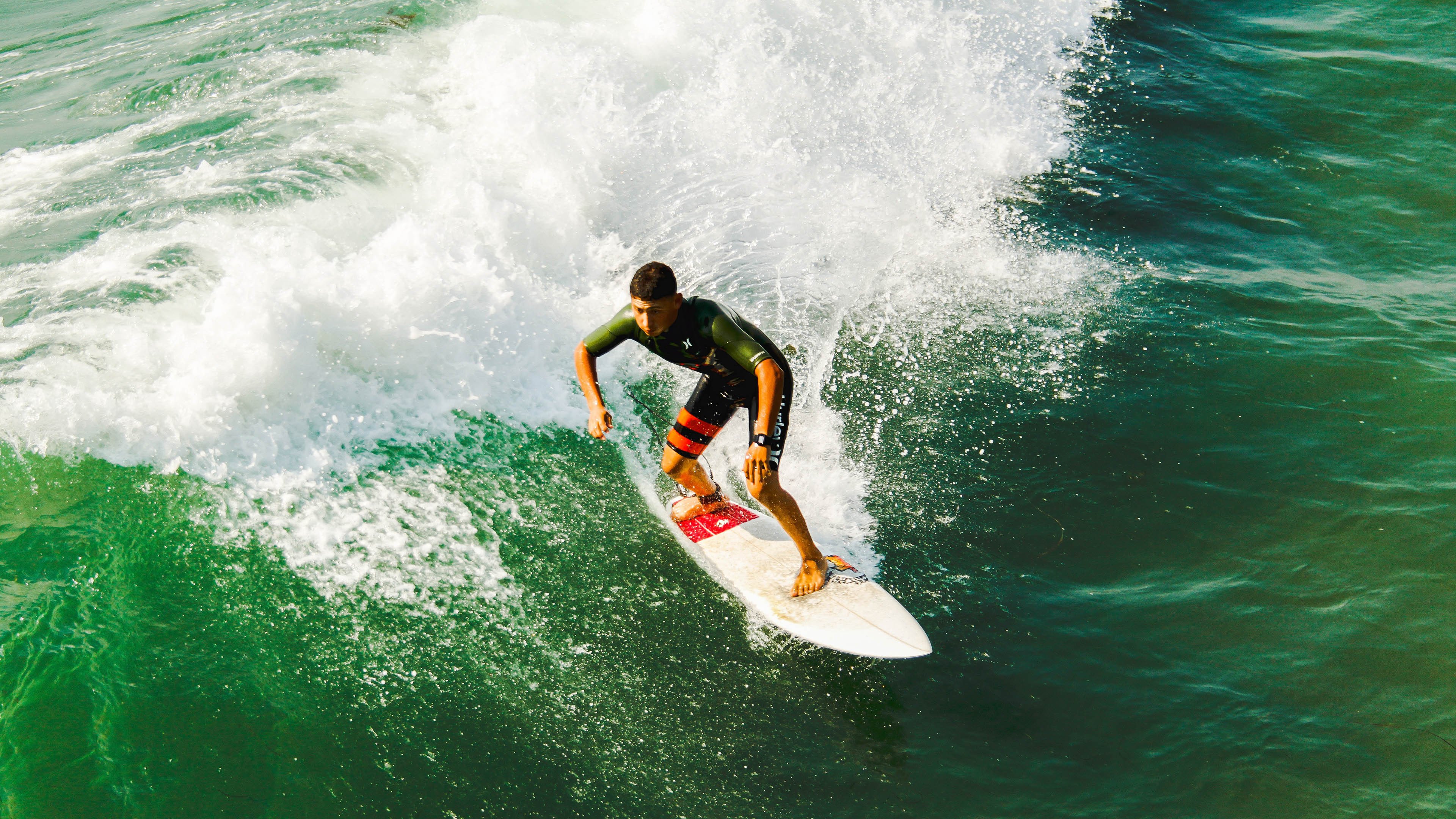 教科书般的胜利,阿尔瓦雷斯如何引领哥斯达黎加逆袭哥伦比亚